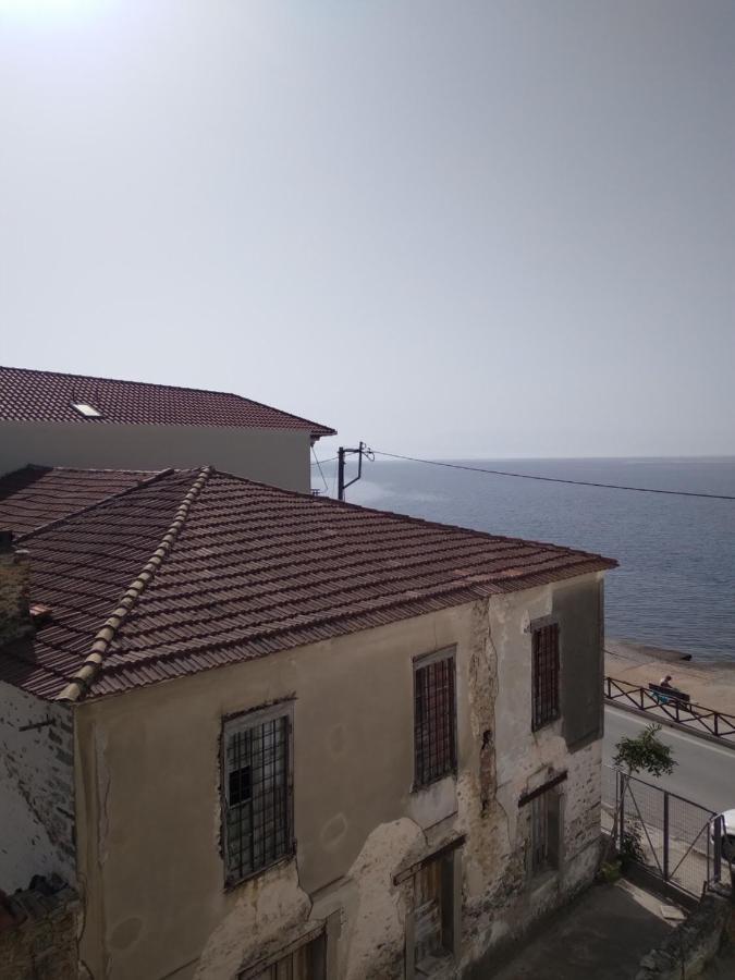 Filippos Apartments: Seaside Panoramic Views Agria Exterior photo